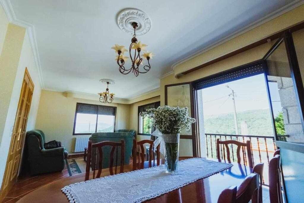 Casa Ourense Guxinde A Pereira Екстериор снимка